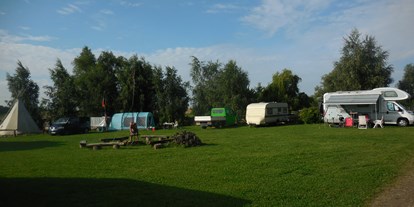 Reisemobilstellplatz - Umgebungsschwerpunkt: See - Ostsee - Campingplatz - Horse Lake Ranch