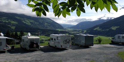 Reisemobilstellplatz - Grauwasserentsorgung - Österreich - Bei uns steht man in erster Reihe - Panoramastellplatz Friedburg