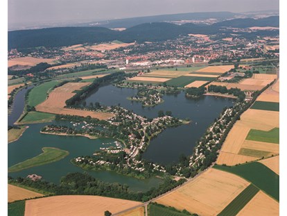 Reisemobilstellplatz - WLAN: teilweise vorhanden - Deutschland - Unser See aus der Luft - Erholungsgebiet Doktorsee