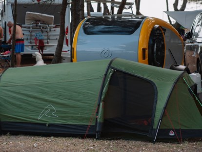 Reisemobilstellplatz - Bademöglichkeit für Hunde - Tent pitch - MCM Camping