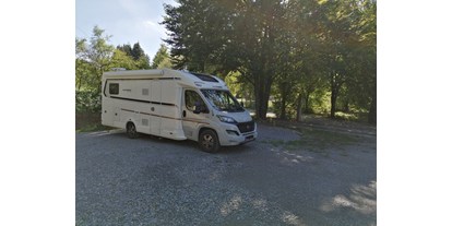 Reisemobilstellplatz - Neunkirchen (Neckar-Odenwald-Kreis) - Forellenbauer Schneider