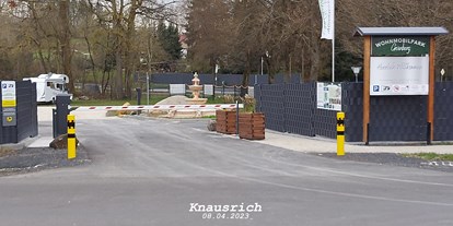 Reisemobilstellplatz - Stromanschluss - Region Vogelsberg - Schranke - WohnmobilPark Grünberg