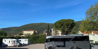 Reisemobilstellplatz - Duschen - Montenegro - Camper Stop XL
