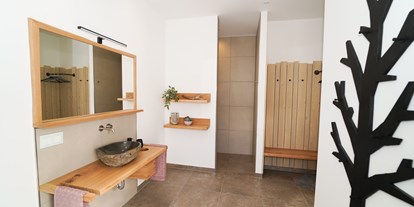 Reisemobilstellplatz - Entsorgung Toilettenkassette - Eging am See - Eines unserer vier Privatbäder, derzeit stehen diese zu allgemeinen Benutzung offen. - Camping Resort Bayerwald