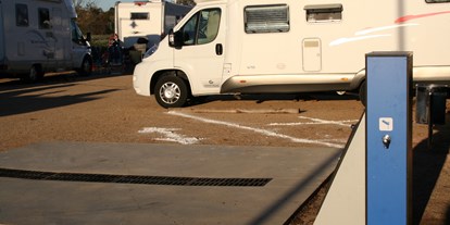 Motorhome parking space - Frischwasserversorgung - Costa Brava - L'Empordanet