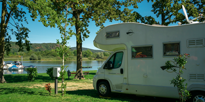 Motorhome parking space - Duschen - Piedmont - Camping Lido Verbano