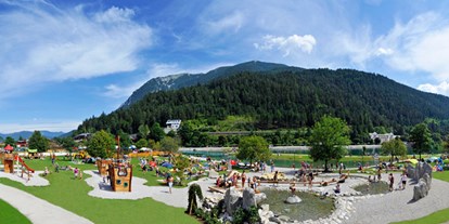 Reisemobilstellplatz - Bademöglichkeit für Hunde - Stellplatz vor und im Alpen Caravan Park Achensee