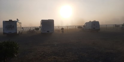 Reisemobilstellplatz - Wohnwagen erlaubt - Sonnenaufgang... - Camping-Stellplatz Struppen