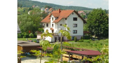 Reisemobilstellplatz - Meiningen (Landkreis Schmalkalden-Meiningen) - Einzelstellplatz im Grünen