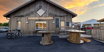 Motorhome parking space - Sauna - Sweden - Restaurant Stocken - Stocken Camping