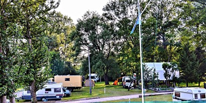 Motorhome parking space - Wohnwagen erlaubt - West Pomerania - Herbals Glamping 