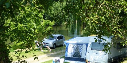 Reisemobilstellplatz - Art des Stellplatz: bei Gewässer - Westhalten - Camping Indigo de l'Ill - Stellplatz Indigo de l'Ill - Colmar