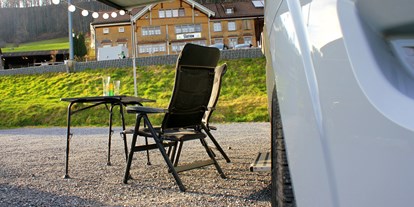 Motorhome parking space - Umgebungsschwerpunkt: Berg - Switzerland - Stellplatz "Restaurant Station"