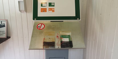 Reisemobilstellplatz - Entsorgung Toilettenkassette - Aarbergen - Anmeldung im Häuschen - taunus mobilcamp