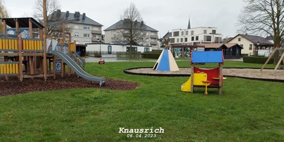 Reisemobilstellplatz - Luxembourg / Land der roten Erde - Le Camping Bon Accueil