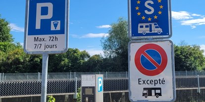 Motorhome parking space - WLAN: am ganzen Platz vorhanden - Switzerland - Détail véhicules autorisés - Euro-Relais Port de Saint-Blaise