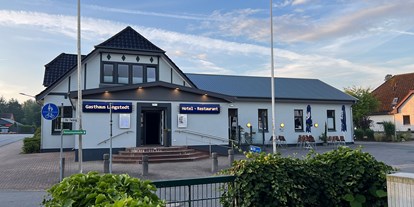 Reisemobilstellplatz - Hunde erlaubt: Hunde erlaubt - Eckernförde - Gasthaus Langstedt wieder geöffnet - Gasthaus Langstedt