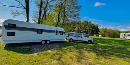 Reisemobilstellplatz - SUP Möglichkeit - Tumiany - Camping Tumiany
