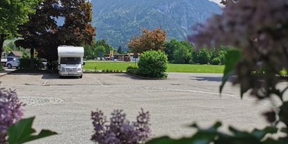 Motorhome parking space - Wintercamping - Oberbayern - Blick zum Rauschberg - Wohnmobilstellplatz Ruhpolding