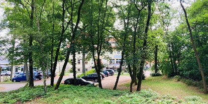 Motorhome parking space - Umgebungsschwerpunkt: Stadt - Saxony-Anhalt - Wellness und Sporthotel „Haus am See“