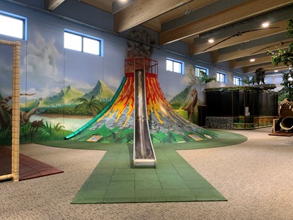 Reisemobilstellplatz - Umgebungsschwerpunkt: am Land - Obernzell - KIDS WORLD by IKUNA - Indoor-Spielhalle
Zusatzleistung - IKUNA Camping