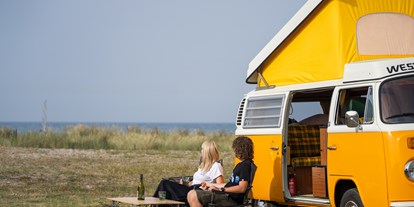 Motorhome parking space - Surfen - Schleswig-Holstein - Ahoi Camp Fehmarn - Strandcamping - Meerblick - Ahoi Camp Fehmarn