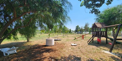 Motorhome parking space - Frischwasserversorgung - Puglia - Playground - PARKING ZOE