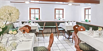 Reisemobilstellplatz - Wohnwagen erlaubt - Restaurant "Waldstübchen" - Waldhotel Bächlein