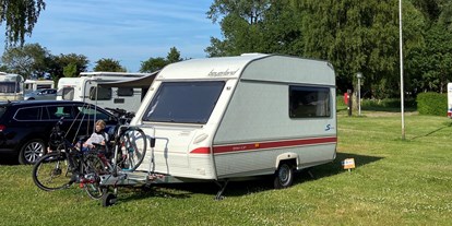 Reisemobilstellplatz - Wohnwagen erlaubt - Stellplatz für Wohnwagen - ostseequelle.camp