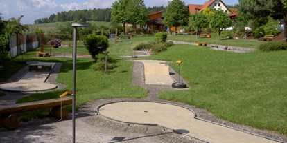 Reisemobilstellplatz - Sauna - Franzensbad - Minigolf-Sportanlage (18 Bahnen - davon eine 25 m-Weitschlagbahn) - Panorama & Wellness-Campingplatz Großbüchlberg