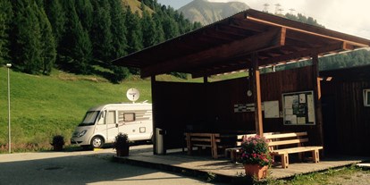 Motorhome parking space - Angelmöglichkeit - Graubünden - Wohnmobilstellplatz Samnaun