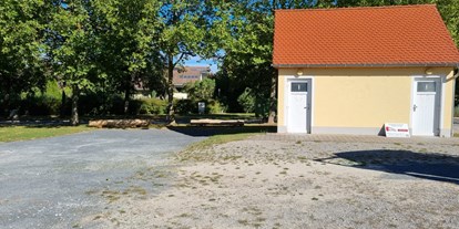 Motorhome parking space - Seukendorf - Gemeinde Diespeck (Festplatz)