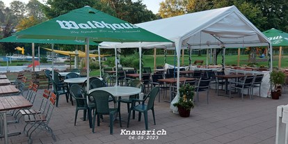 Reisemobilstellplatz - Art des Stellplatz: bei Freibad - Unterstammheim - Schwimmbad Jestetten mit Campingplatz