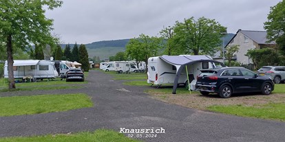 Motorhome parking space - Tennis - Rhineland-Palatinate - Stellplätze am Paradies Camp