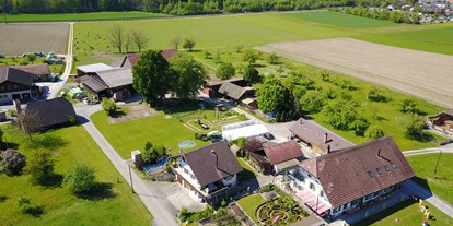 Reisemobilstellplatz - Umgebungsschwerpunkt: Fluss - Schweiz - Drohnenansicht Berchtoldshof - Berchtoldshof