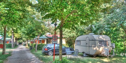 Motorhome parking space - öffentliche Verkehrsmittel - Italy - Camping Panorama Pesaro