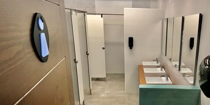 Reisemobilstellplatz - WLAN: nur um die Rezeption vorhanden - Spanien - toilets - ECOCAMPING RURAL VALLE DE LA FUEVA