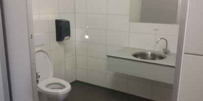 Reisemobilstellplatz - Entsorgung Toilettenkassette - Kessel - CamperplaatsKessel