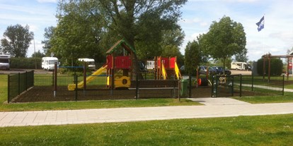 Reisemobilstellplatz - Umgebungsschwerpunkt: See - Niederlande - Kinderspielplatz in der Nähe - Stellplatz Grashaven