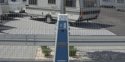 Reisemobilstellplatz - Entsorgung Toilettenkassette - Ernst Caravan & Freizeit Center GmbH