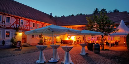 Reisemobilstellplatz - Restaurant - Region Vogelsberg - Kulturscheune "Zum Wilden Mann" - Stellplatz Hotel Deutsches Haus