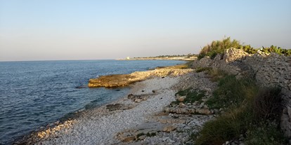 Reisemobilstellplatz - Umgebungsschwerpunkt: Meer - Apulien - Strand - Campeggio Agricampeggio "Brezza tra gli Ulivi" Puglia 