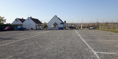 Motorhome parking space - Art des Stellplatz: bei Freibad - Burgenland - CamÖ Camping Mörbisch am Neusiedlersee