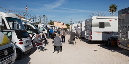 Reisemobilstellplatz - Art des Stellplatz: bei Gaststätte - Comunidad Valenciana - Gemutligkeit auf Paraiso Camper - Paraíso Camper 