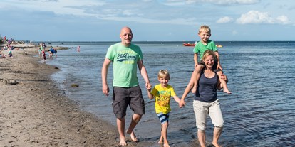 Reisemobilstellplatz - Umgebungsschwerpunkt: Meer - Familien Freude - Rosenfelder Strand Ostsee Camping