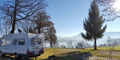 Reisemobilstellplatz - Umgebungsschwerpunkt: am Land - Oberbayern - Seeblick Panorama - Stellplatz Campingplatz Brugger am Riegsee