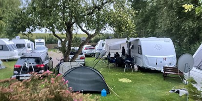 Motorhome parking space - Badestrand - Nordseeküste - Camping Idylle - Camping Nordstrand Platz Margarethenruh