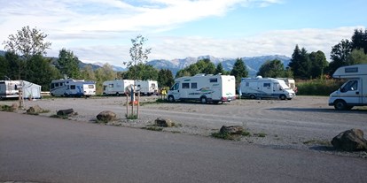 Motorhome parking space - Umgebungsschwerpunkt: Fluss - Bavaria - Alpen-Rundblick Mobil Camping