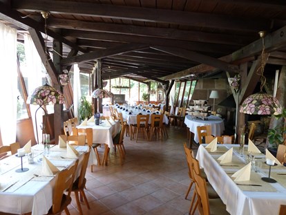 Reisemobilstellplatz - Sauna - Restaurant mit Kaminecke - Odenwald-Camping-Park