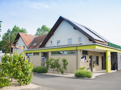 Motorhome parking space - Entsorgung Toilettenkassette - Süd & West Steiermark - Weinland-Camping